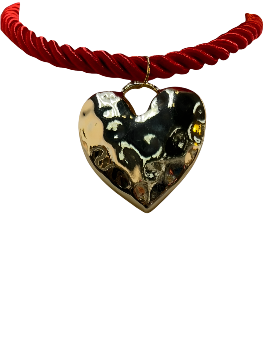 Red Heart Choker