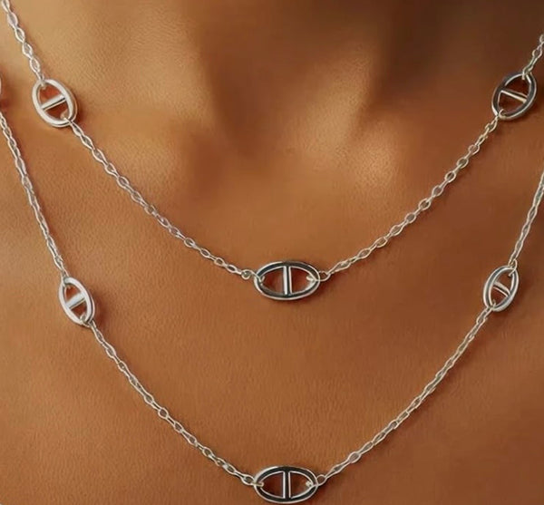 The Silver Reign Necklace