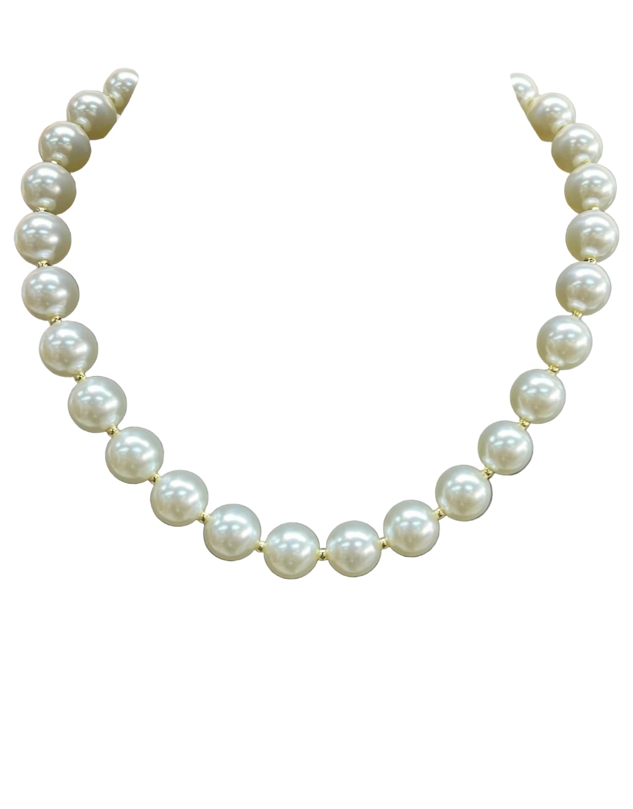 Medium Pearl Necklace