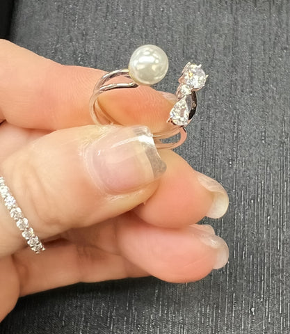 Pearl/Bow Ring