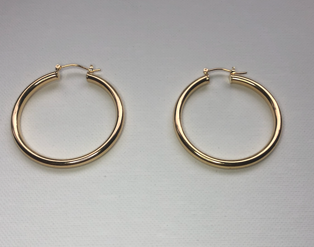 Gold Classic Medium Hoop