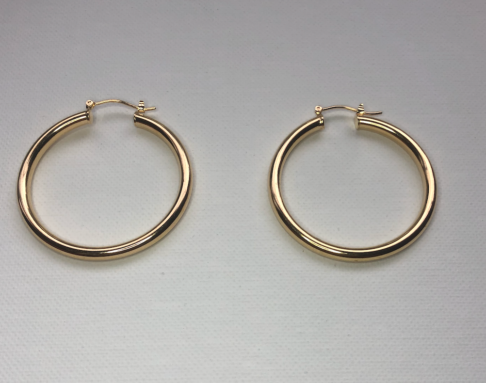 Gold Classic Thick Medium Hoop