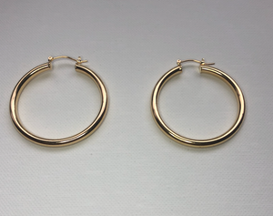 Gold Classic Medium Hoop